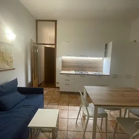 Zwei-zimmer-wohnung Mit Seeblick By Interhome Lägenhet Malcesine