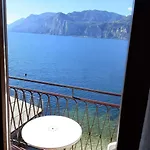 Zwei-zimmer-wohnung Mit Seeblick By Interhome Malcesine