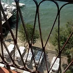 Appartement Zwei-zimmer-wohnung Mit Seeblick By Interhome