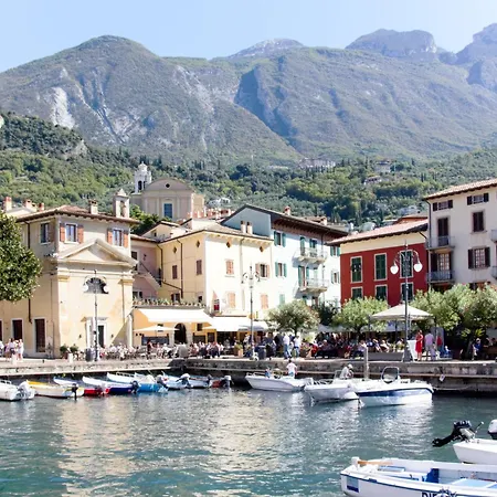 Appartement Zwei-zimmer-wohnung Mit Seeblick By Interhome Malcesine