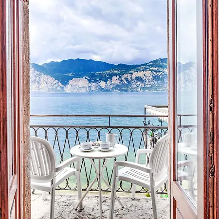 Apartamento Zwei-zimmer-wohnung Mit Seeblick By Interhome